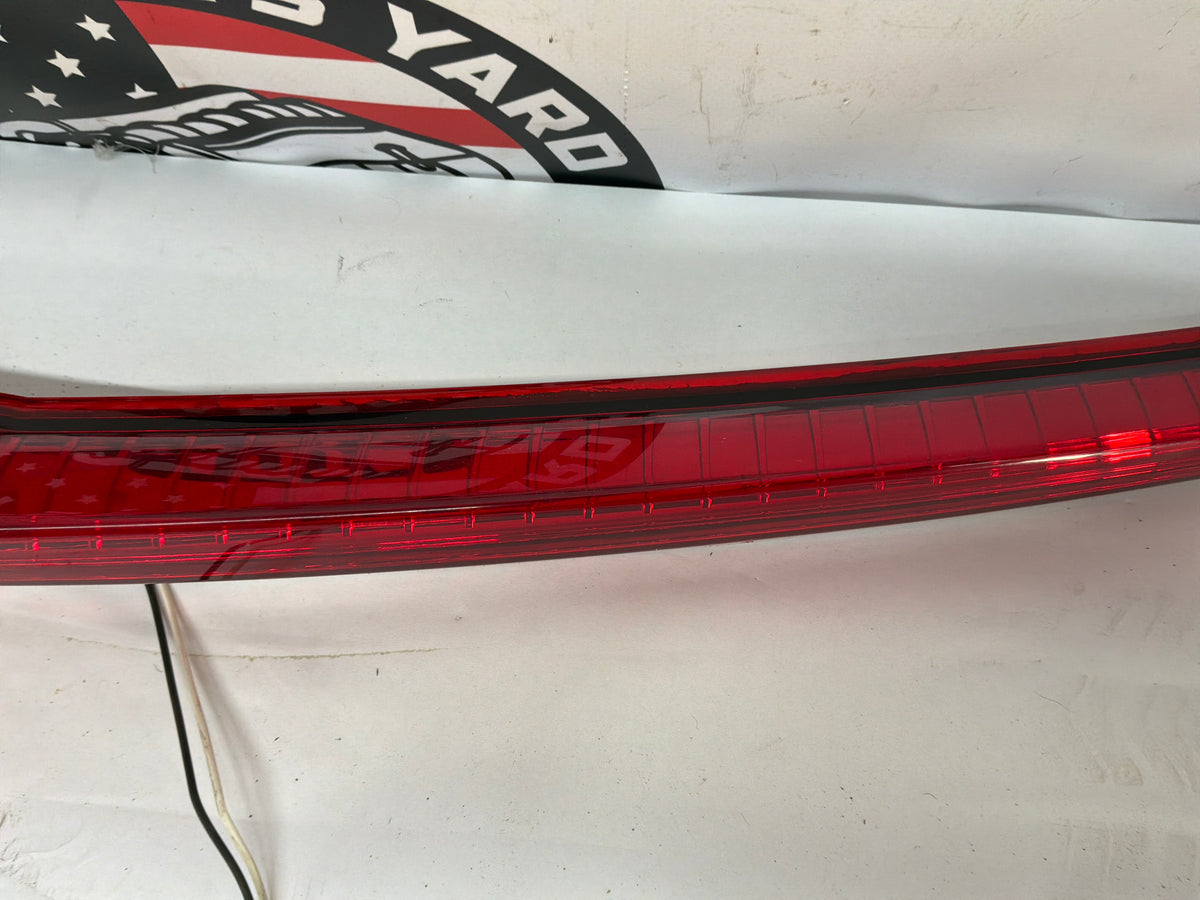2009 Cadillac CTS-V Trunk Deck Lid 3rd Third High Mount Brake Tail Light Lamp OEM