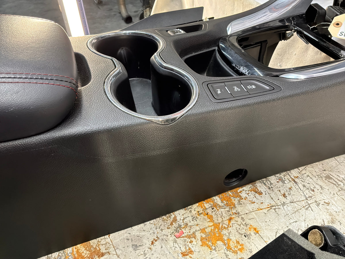2014 Chevy SS Sedan Complete Dash w/ Center Console & Shifter OEM