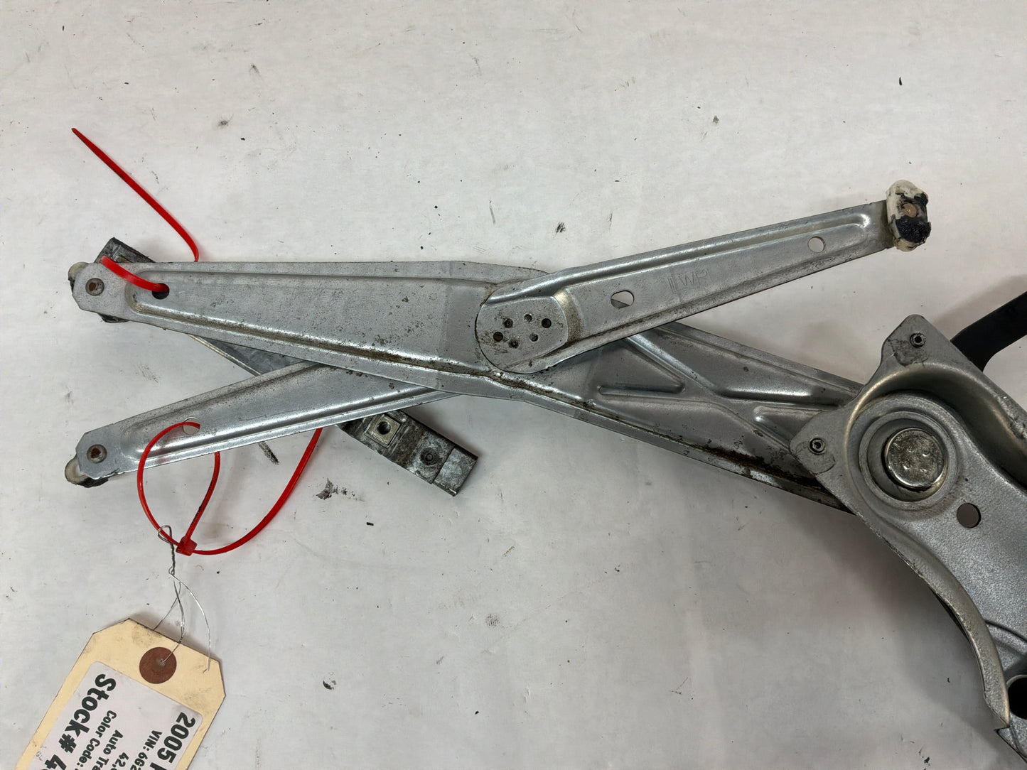 2005 Pontiac GTO RH Passenger Front Window Regulator Motor OEM
