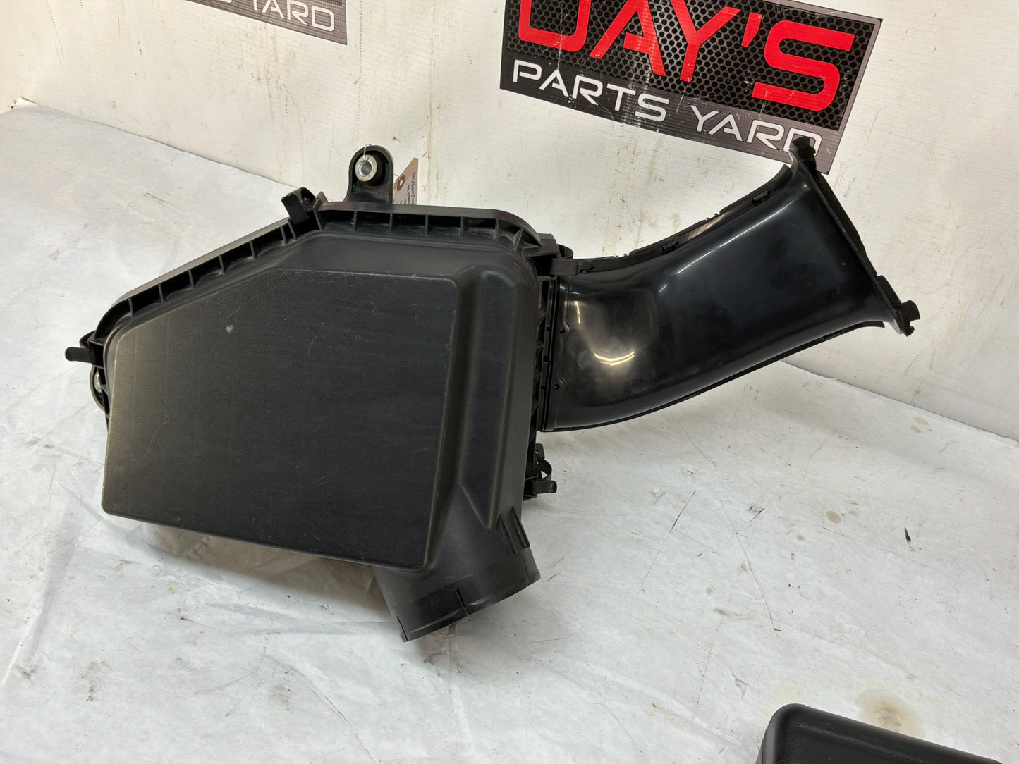 Cold air intake - Day's Parts Yard