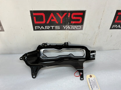 2015 Chevrolet Camaro SS 1LE RH Passenger Taillight Tail Light Mounting Bracket Frame Brace OEM