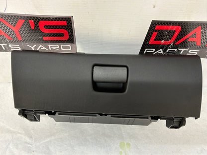Glove box - Day's Parts Yard