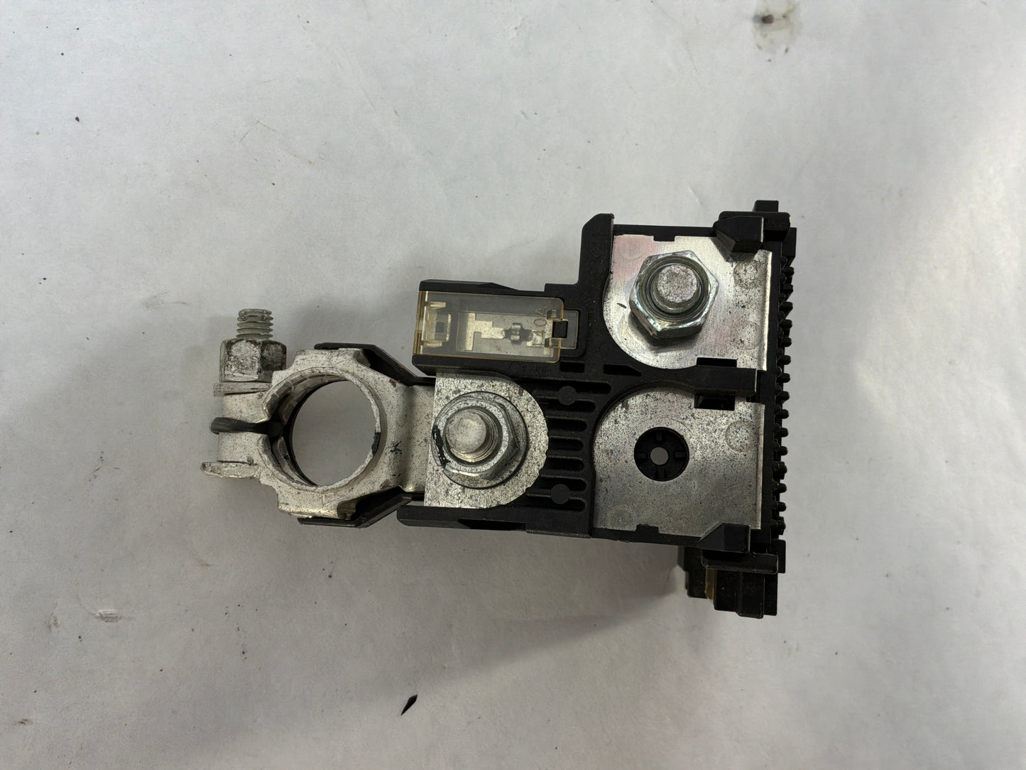2014 Chevy Caprice PPV Positive Battery Terminal Fuse Relay OEM