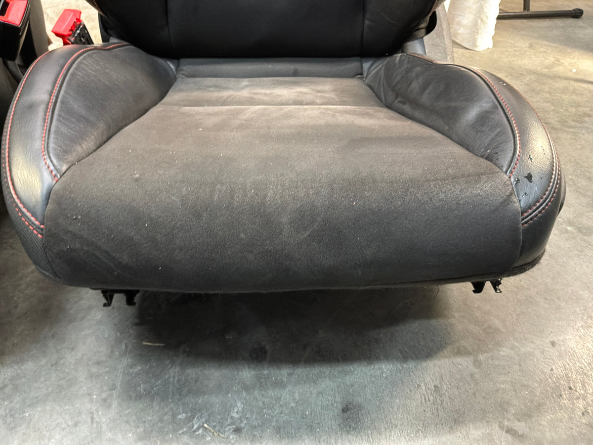 2013 Chevy Camaro ZL1 Seats Black Leather Suede Alcantara Front and Rear OEM