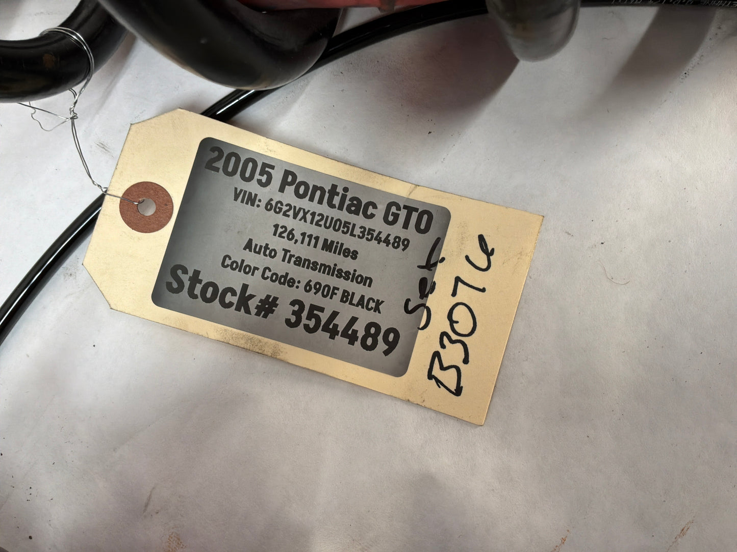 2005 Pontiac GTO RH & LH Rear Coil Springs w/ Airlift Suspension