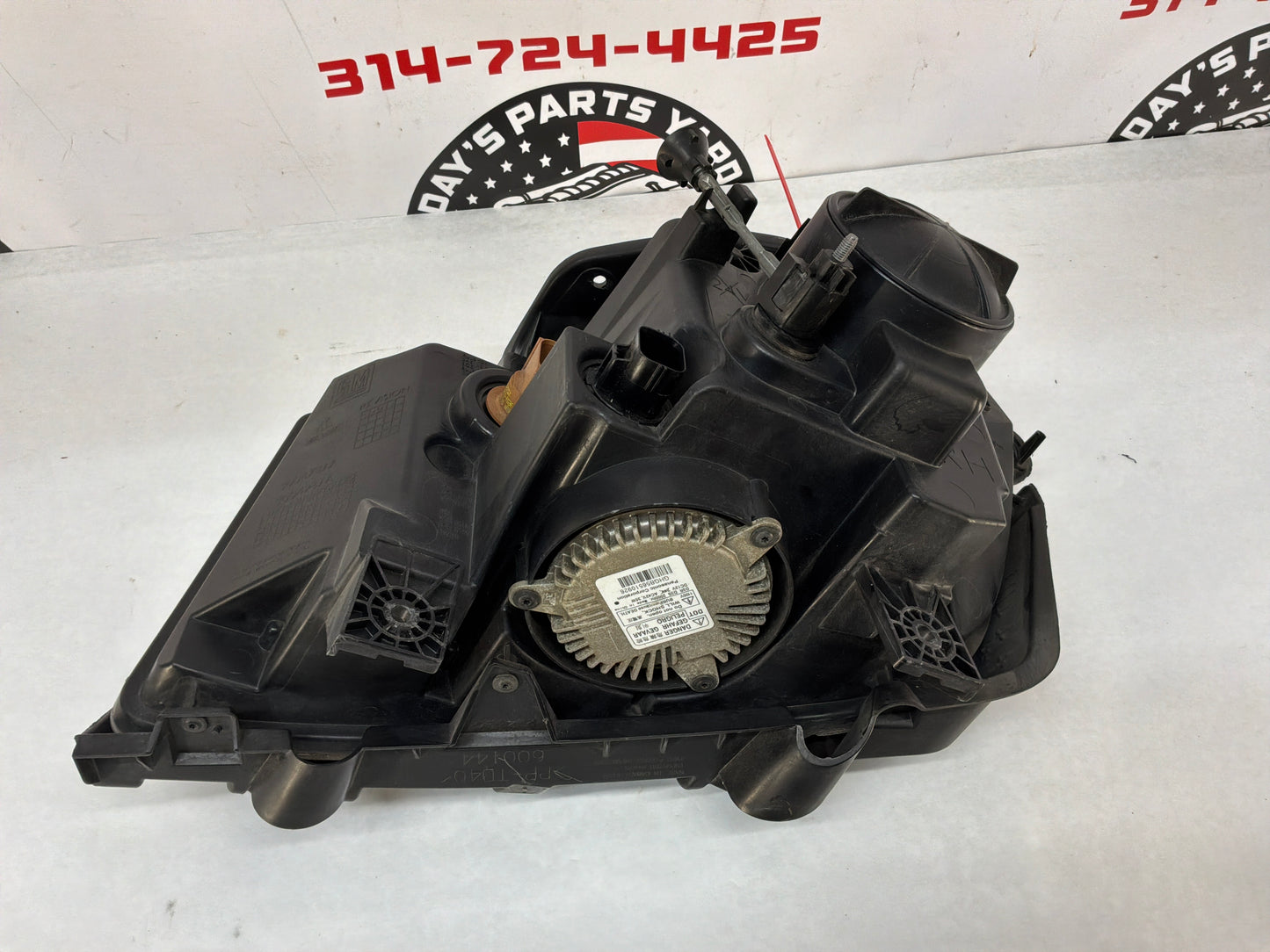 2015 Chevrolet Camaro SS 1LE RH Passenger Head Light Headlight HID OEM