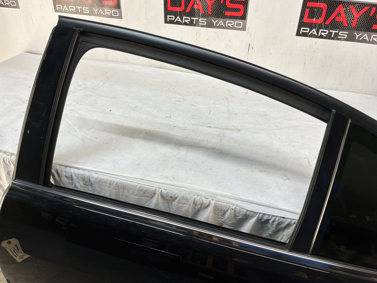 Lh rear door - Day's Parts Yard