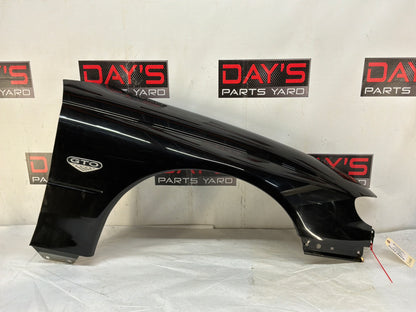 2004 Pontiac GTO RH Passenger Front Fender OEM
