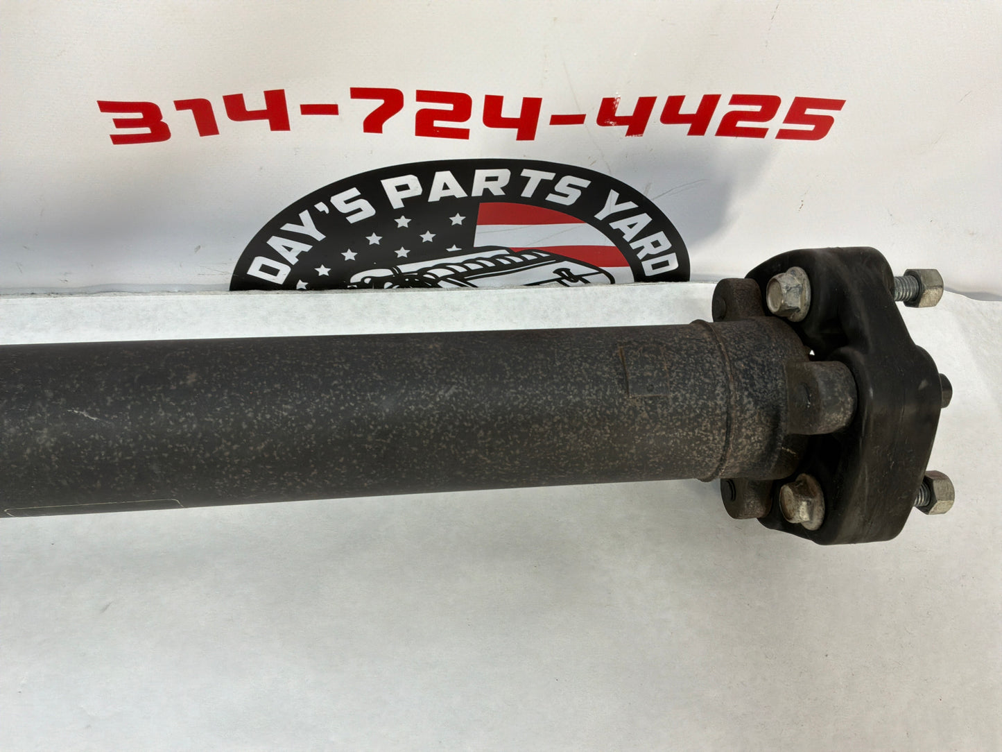 2016 Cadillac CTS-V Drive Propeller Shaft Driveshaft w/ Hardware OEM