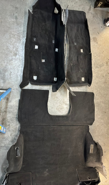 Complete floor carpet - Day's Parts Yard