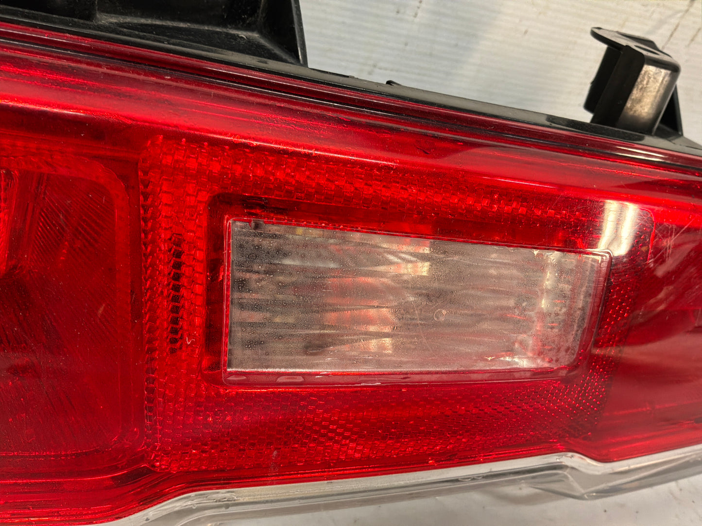 2015 Chevrolet Camaro SS 1LE LH Driver Tail Lights Taillight Lamp OEM