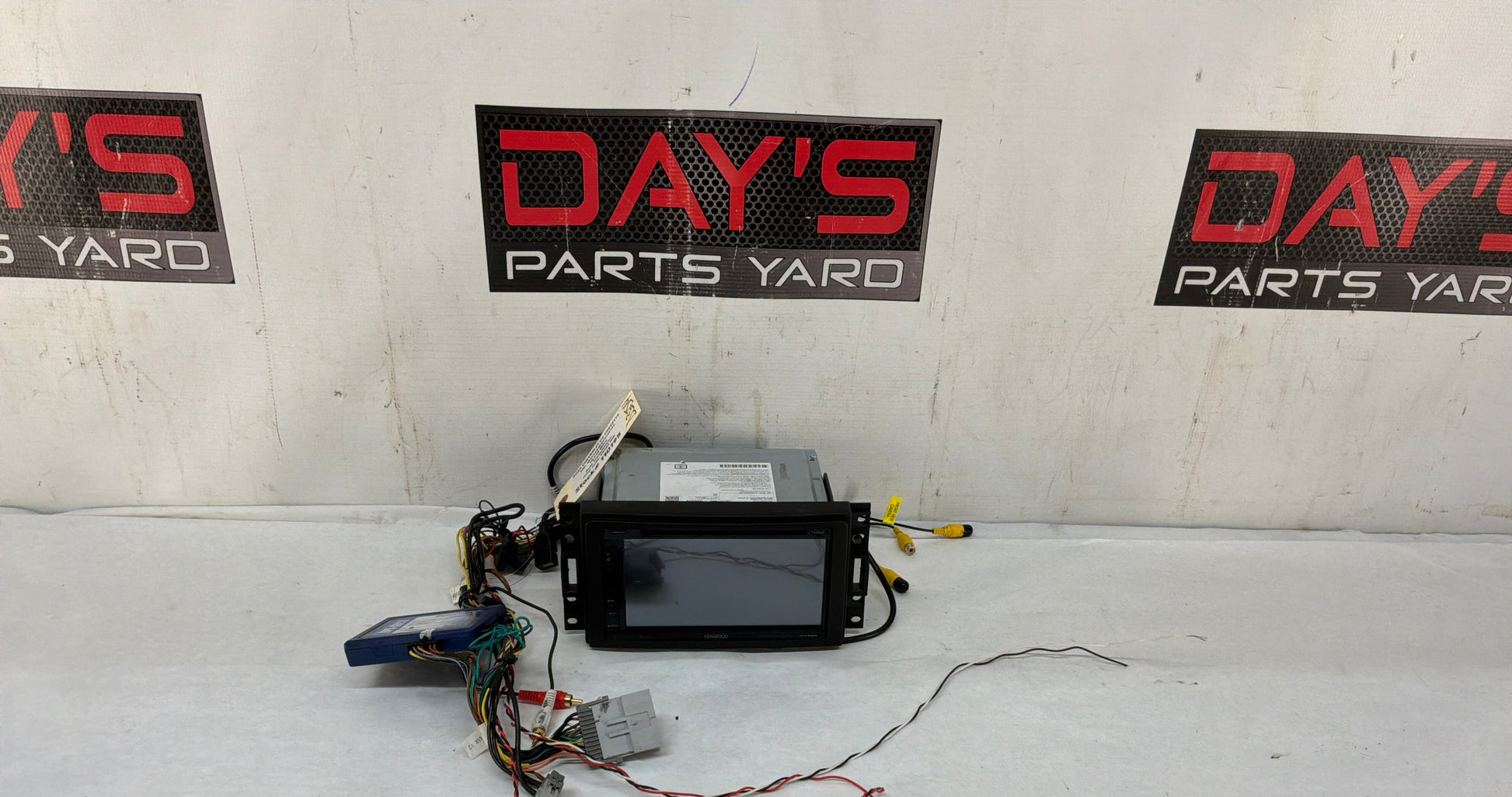 Radio - Day's Parts Yard