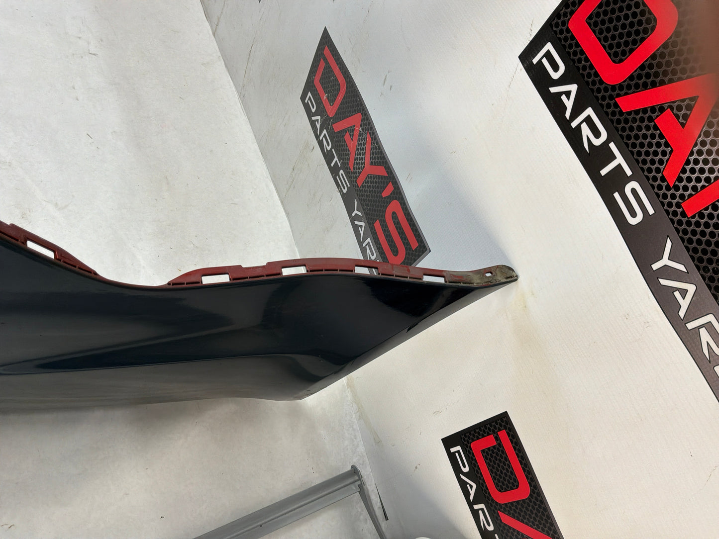 Rear bumper - Day's Parts Yard