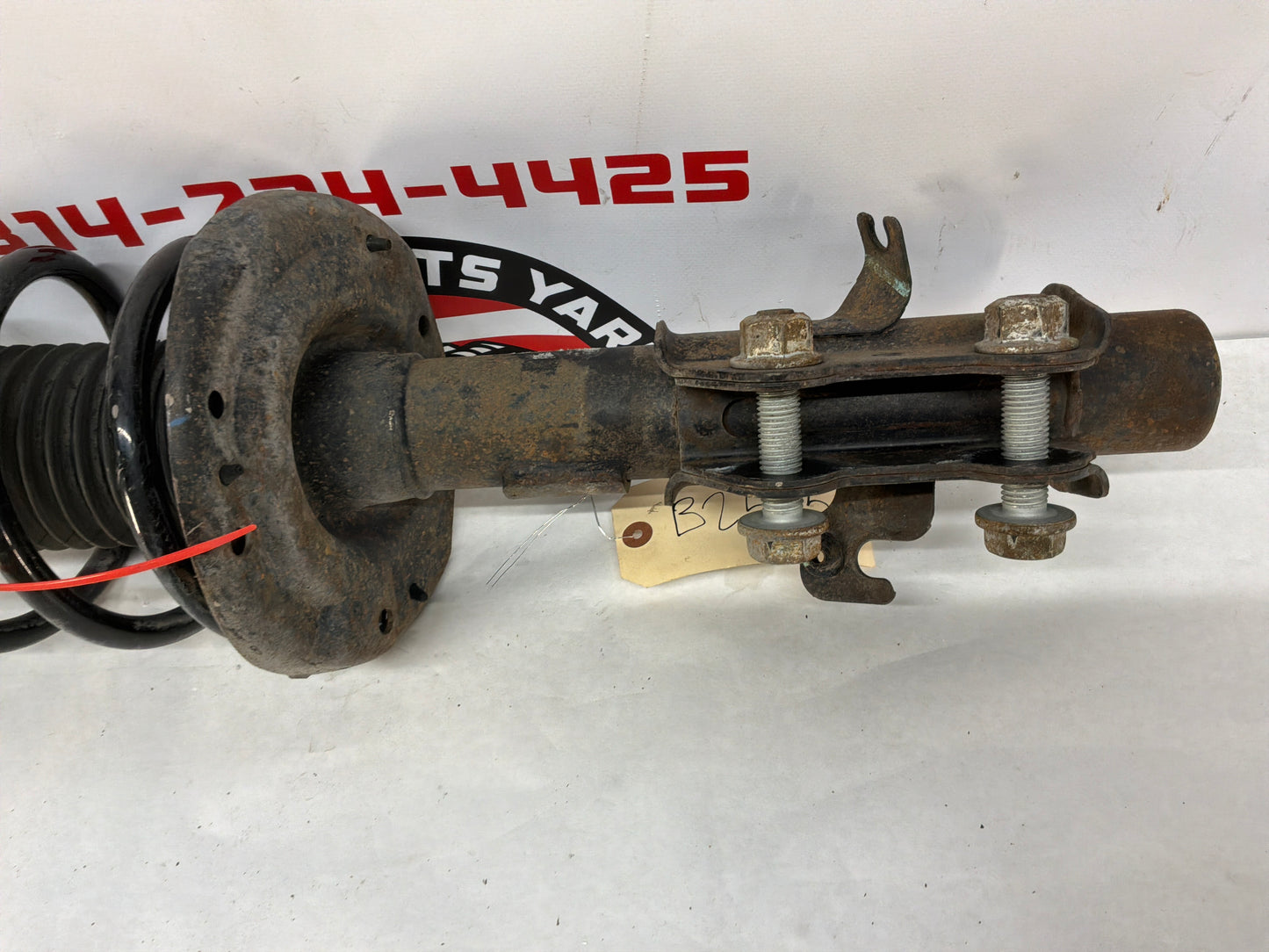 2014 Chevy Camaro SS RH Passenger Front Suspension Shock Strut Assembly Absorber OEM