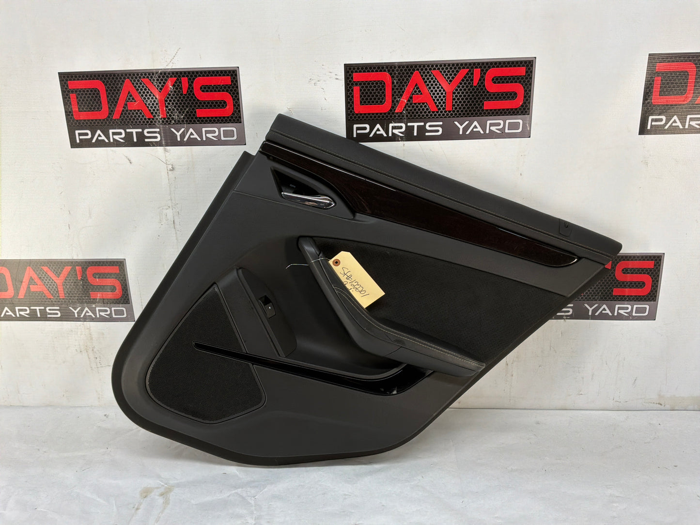 Rh rear door panel - Day's Parts Yard