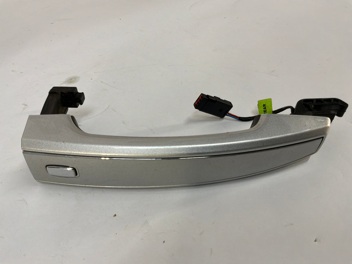 2017 Chevy SS Sedan RH Passenger Front & Rear Exterior Door Handles Silver OEM