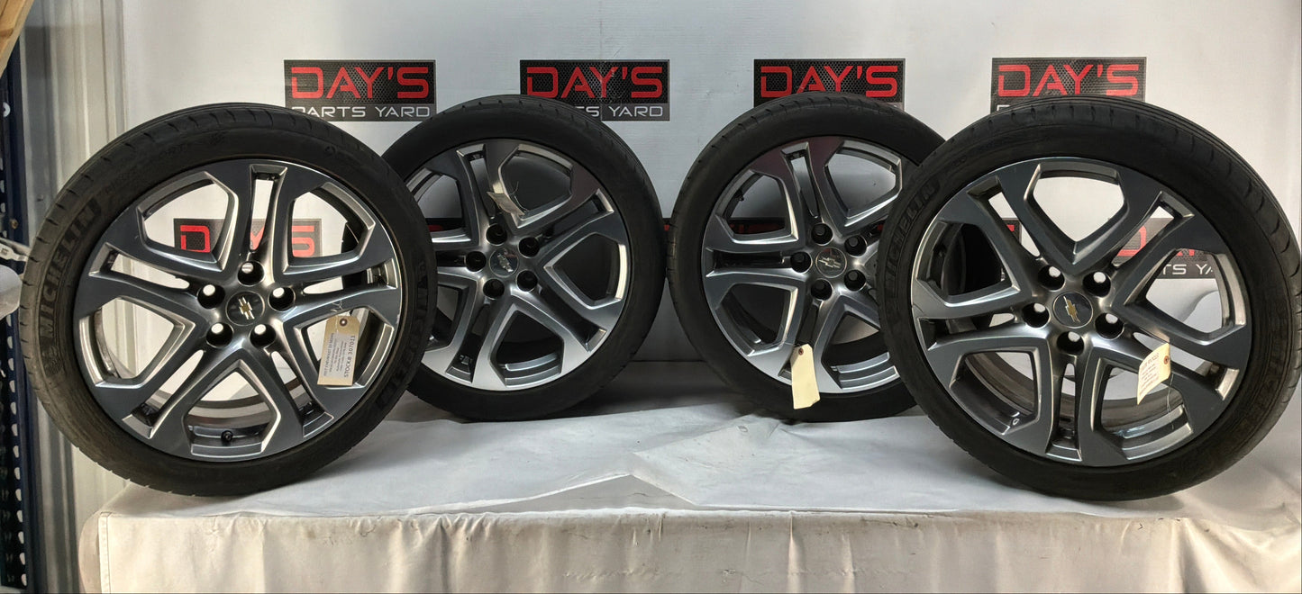 2017 Chevrolet SS Sedan Wheels and Tires OEM