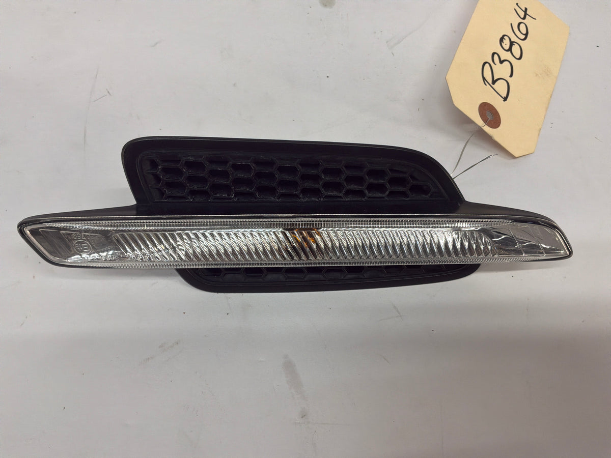 2008 Pontiac G8 GT RH Passenger Fender Marker Repeater Lamp Light OEM - Day's Parts Yard