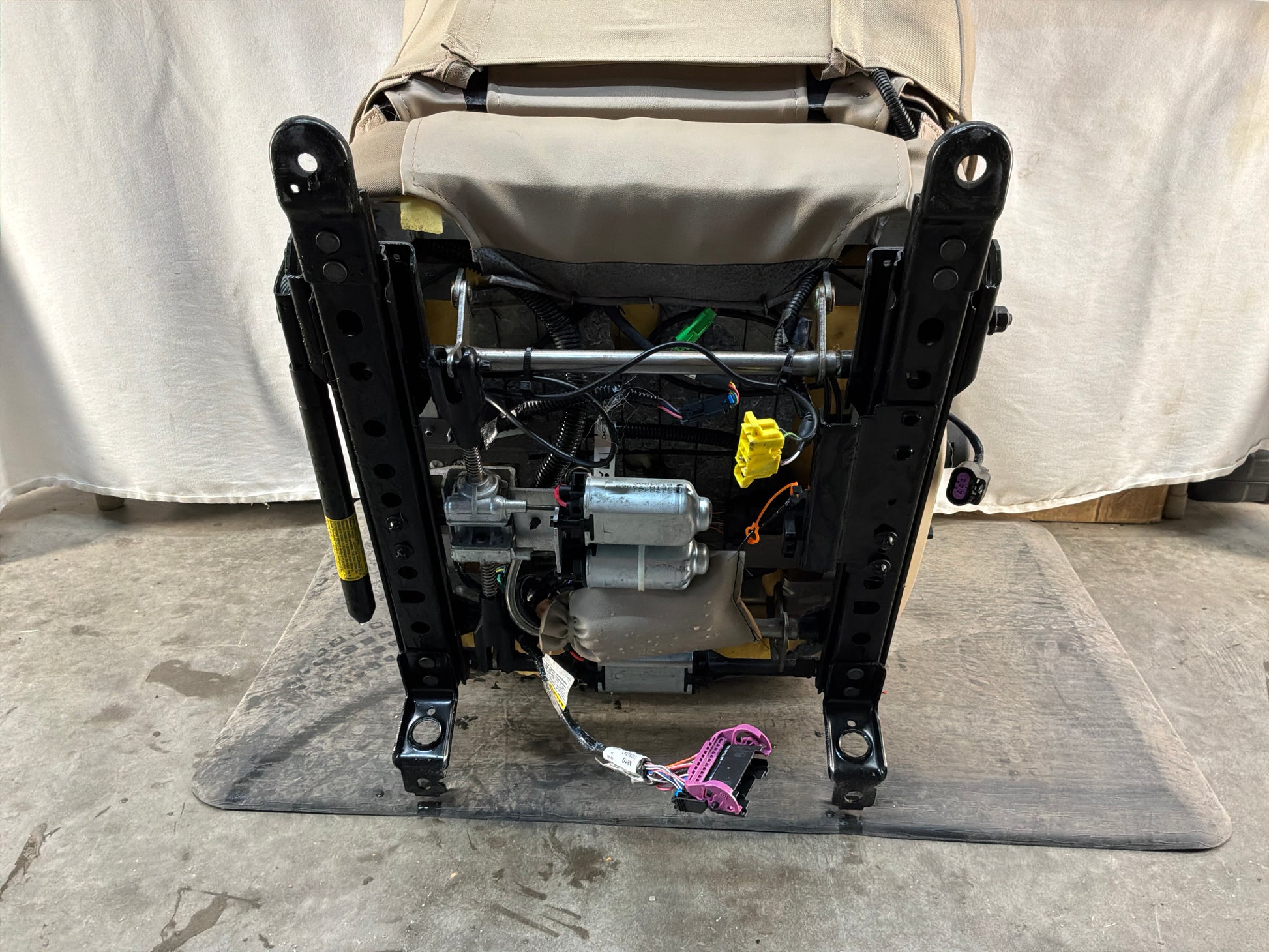 Seats - Day's Parts Yard