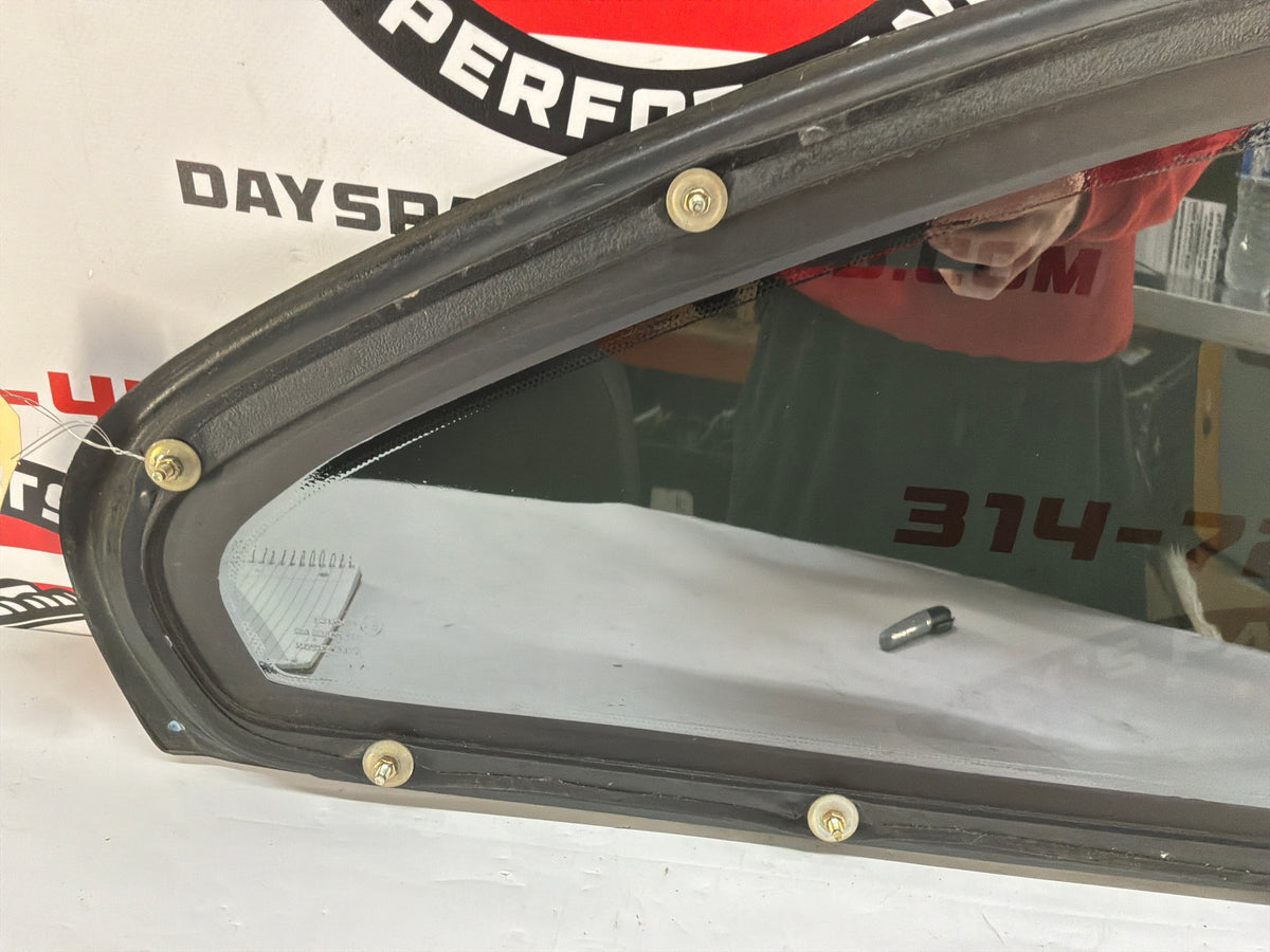 2006 Pontiac GTO LH Driver Rear Quarter Window Glass OEM