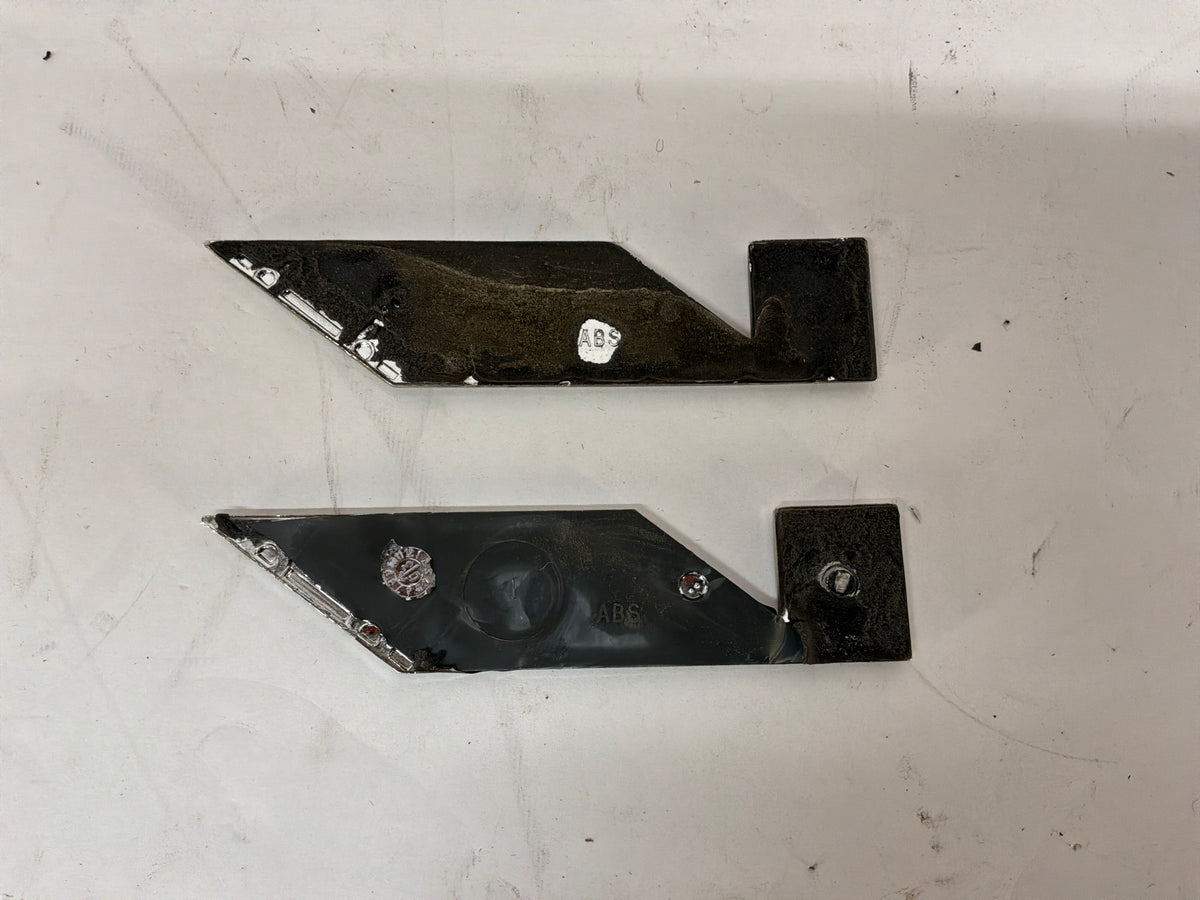 2009 Cadillac CTS-V RH & LH Badges Emblems OEM