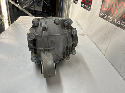 Rear differential - Day's Parts Yard