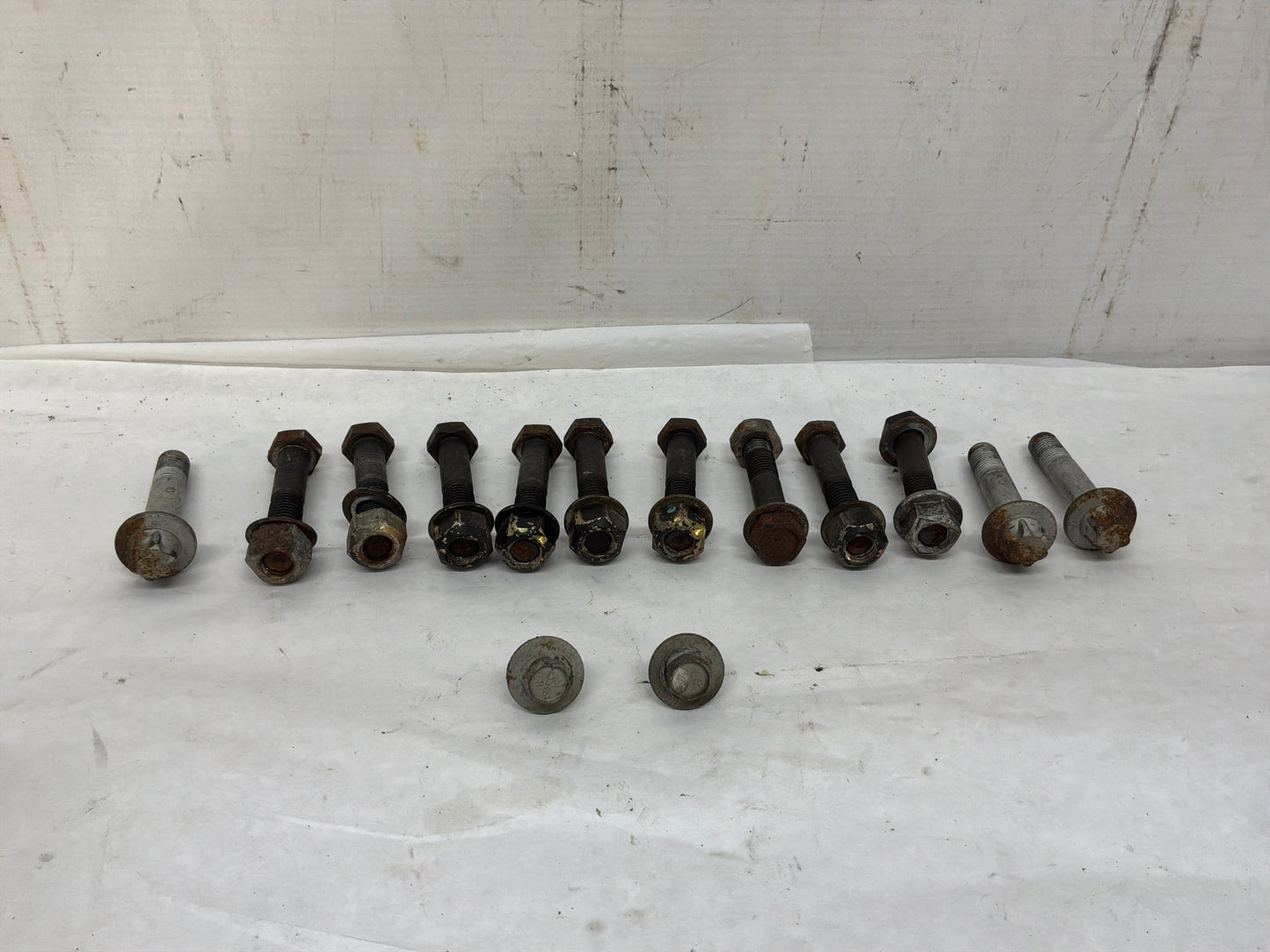 2004 Pontiac GTO Driveshaft Drive Shaft Propeller Hardware Nuts Bolts OEM