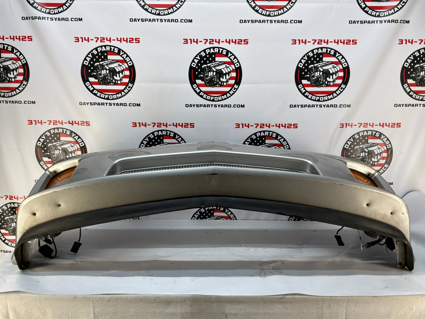 2006 Cadillac CTS-V Complete Front Bumper Cover Fascia Assembly OEM