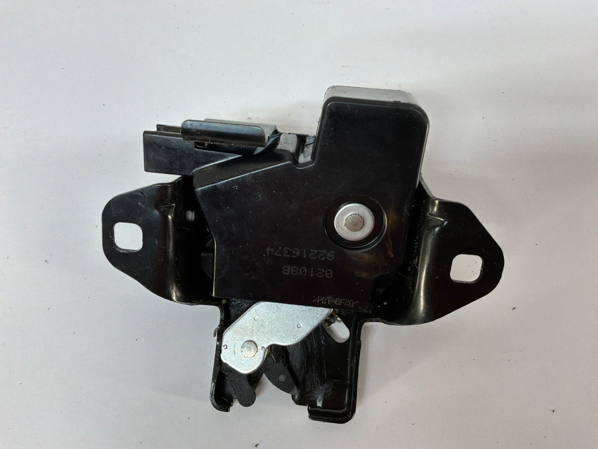 2009 Pontiac G8 GT Trunk Latch OEM - Day's Parts Yard