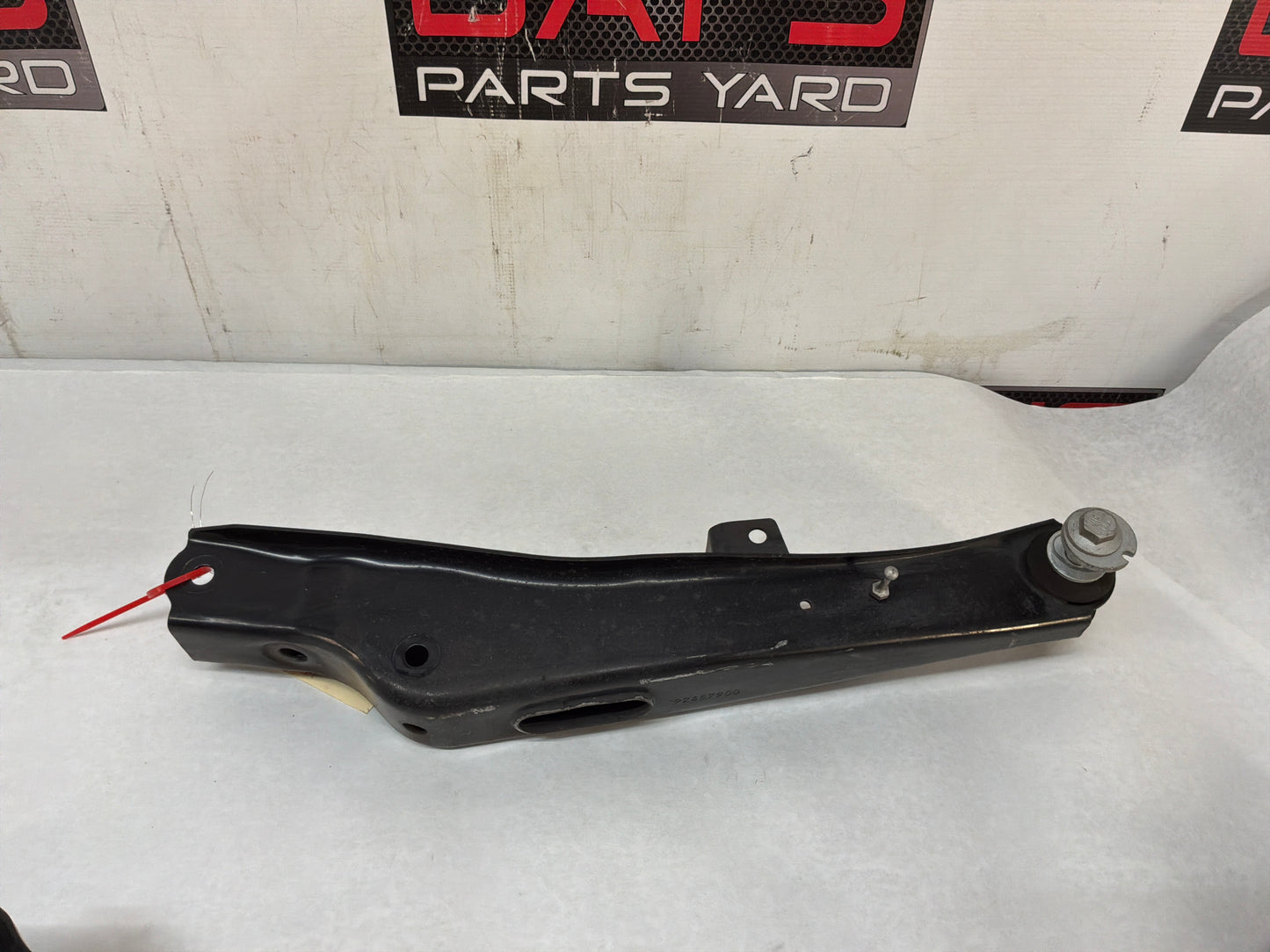 Control arm - Day's Parts Yard