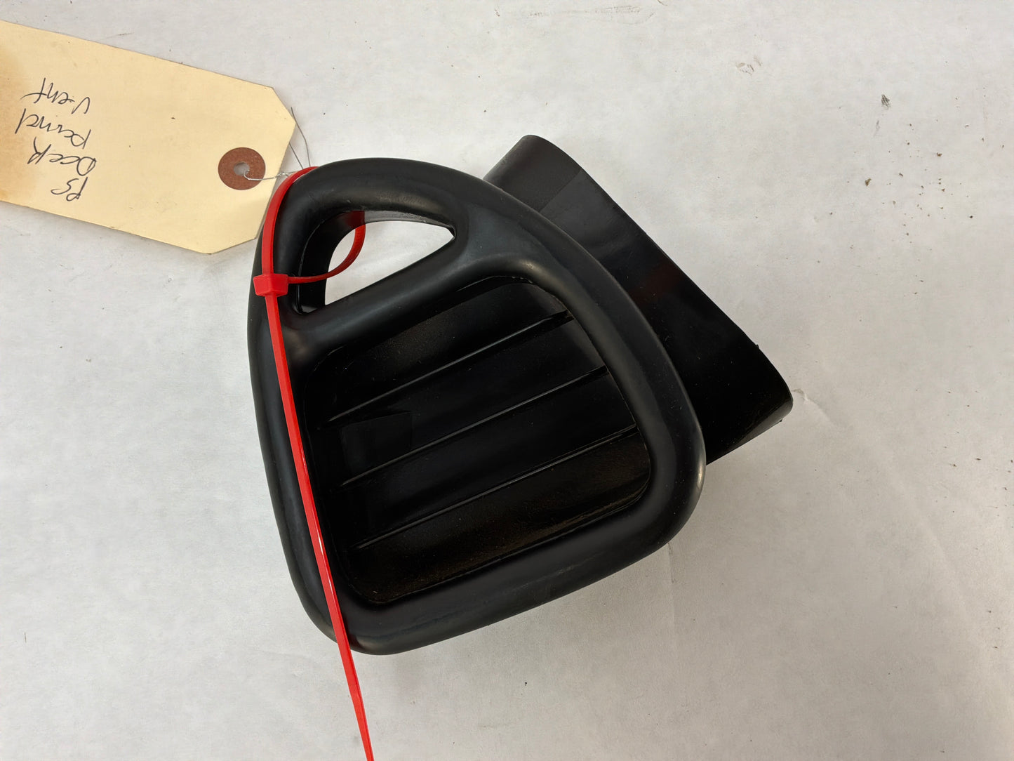 2005 Pontiac GTO RH Passenger Front Door Defroster Outlet Vent Duct OEM