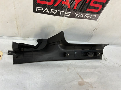 2016 Chevy Caprice PPV LH Driver Rear Door Carpet Retainer Sill Trim Panel Molding OEM