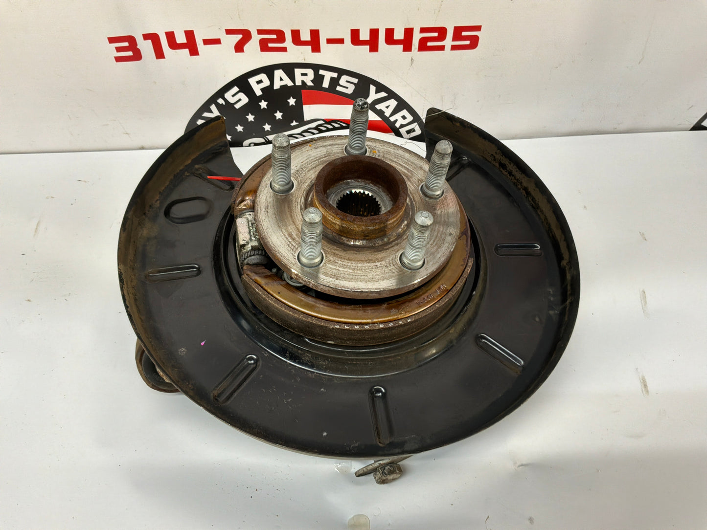 2008 Pontiac G8 GT RH Passenger Rear Suspension Spindle Hub Knuckle Wheel Bearing OEM
