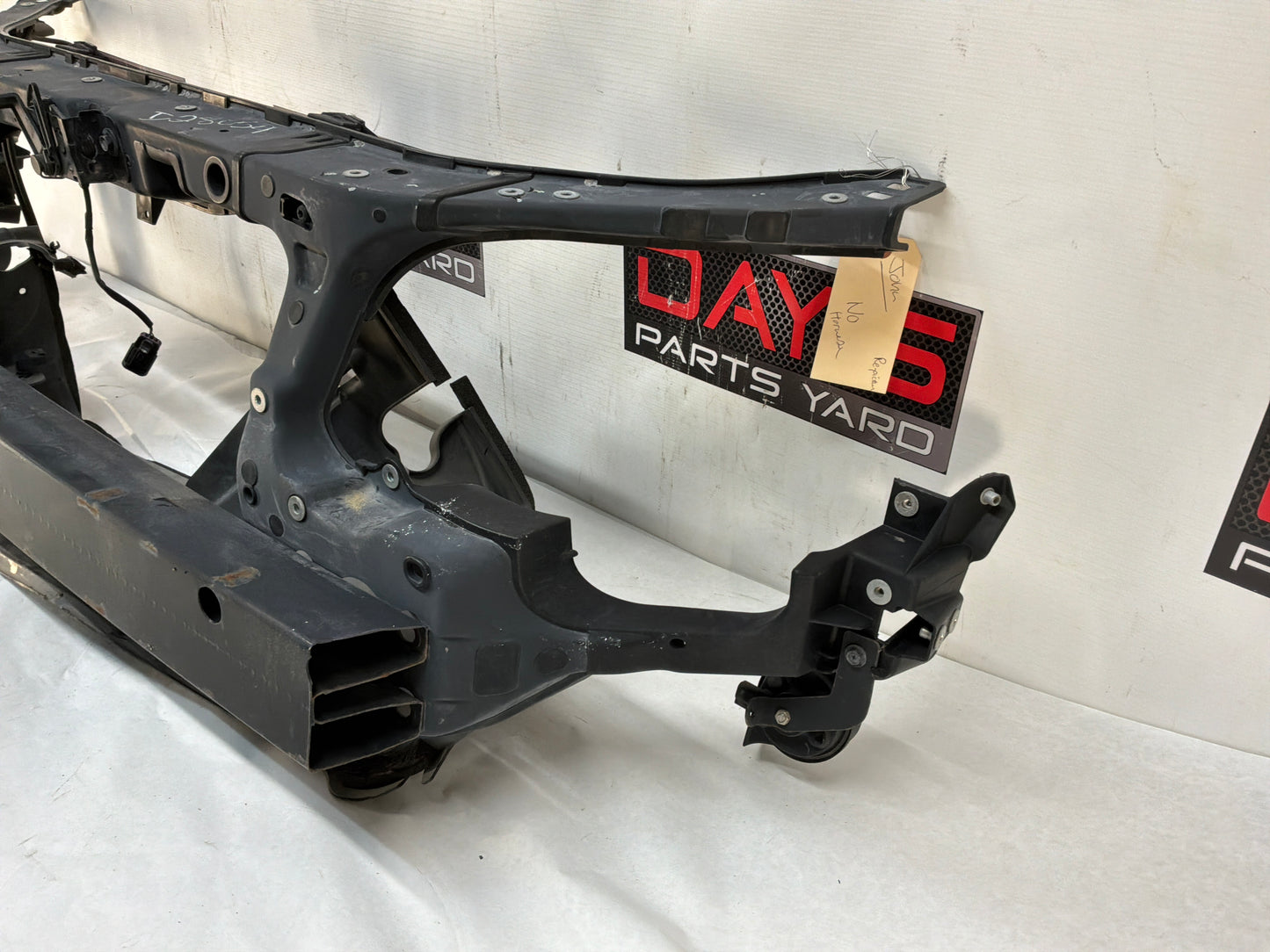 2015 Chevy SS Sedan Front Radiator Core Support Bracket Brace Assembly OEM - Day's Parts Yard