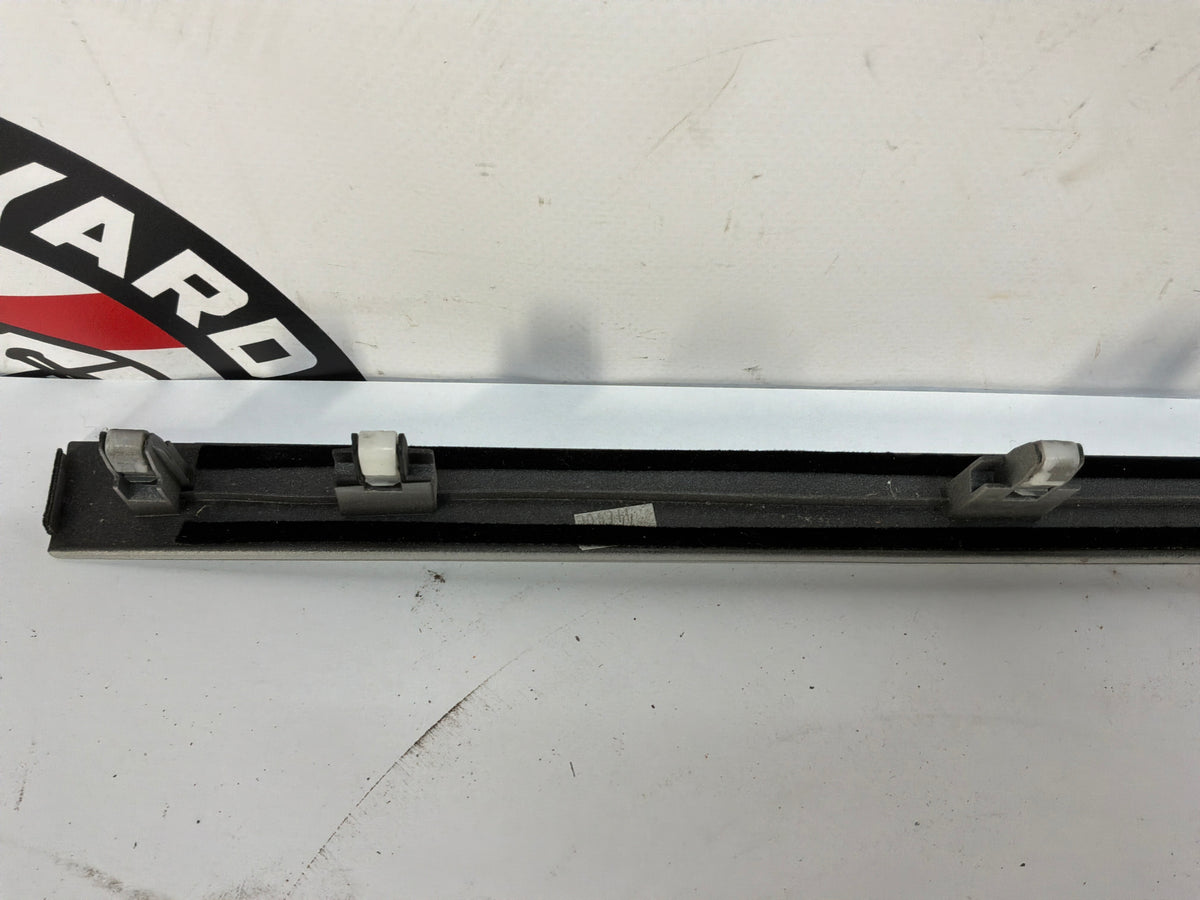 2008 Pontiac G8 GT LH & RH Silver Dash Trim Accent Applique Panel OEM