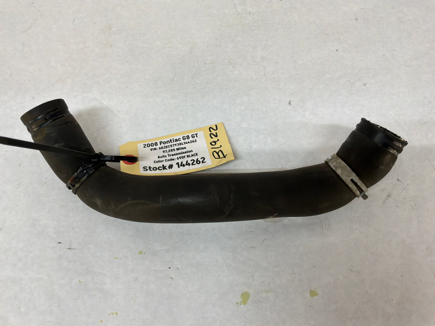 2008 Pontiac G8 GT Lower Radiator Hose OEM