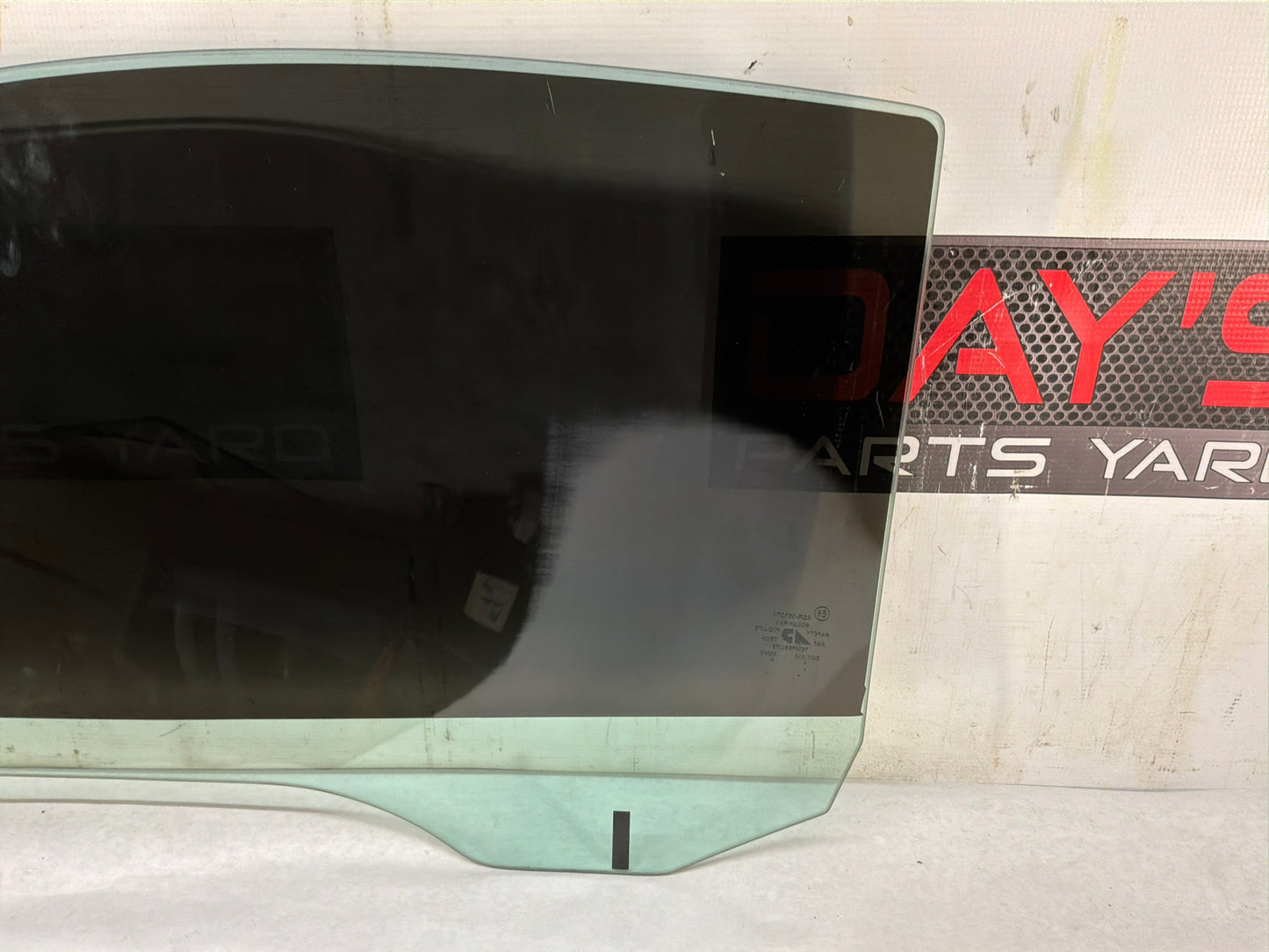 1999 Chevy C5 Corvette RH Passenger Front Door Window Glass OEM