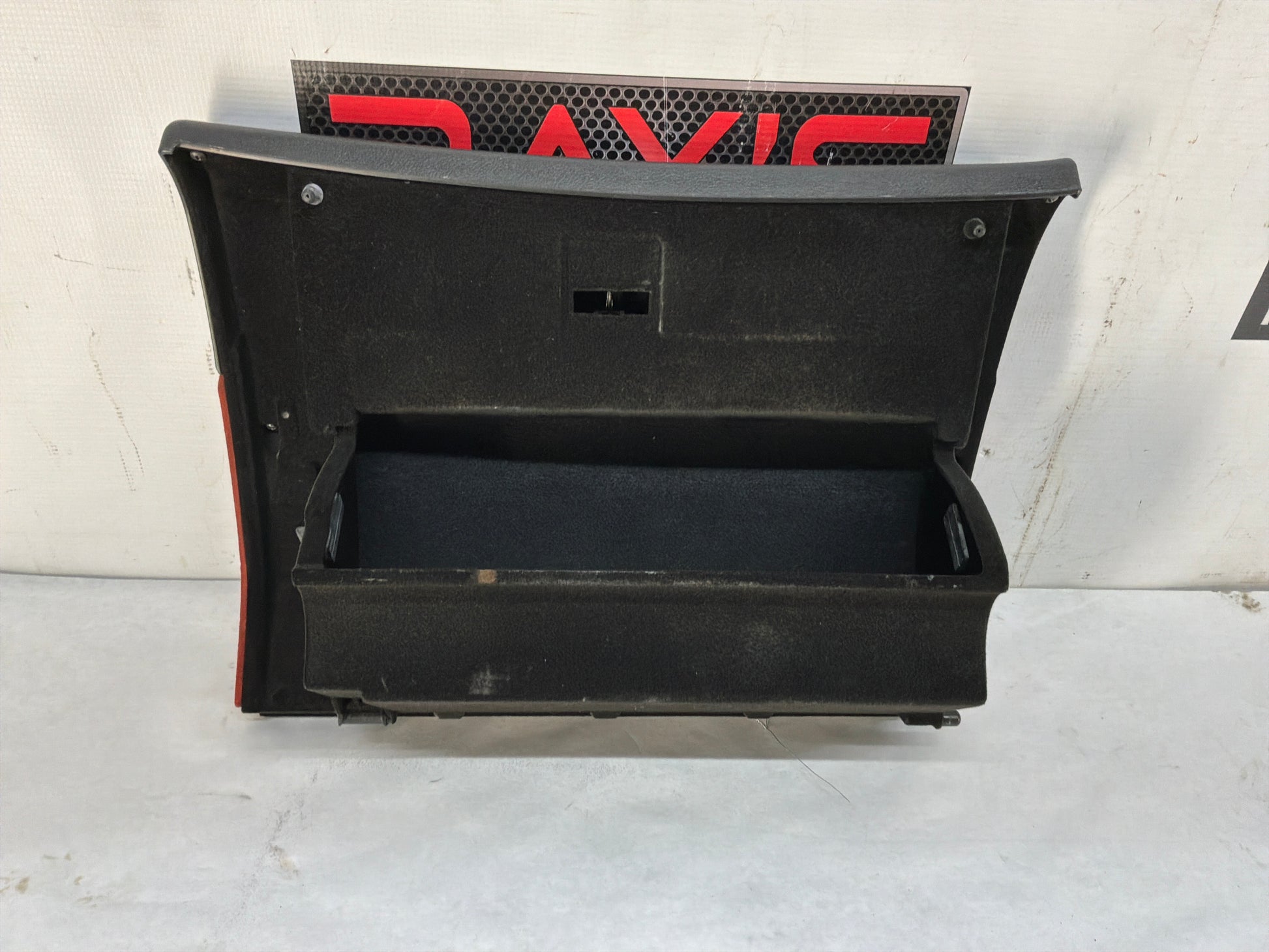 Glove BOX - Day's Parts Yard