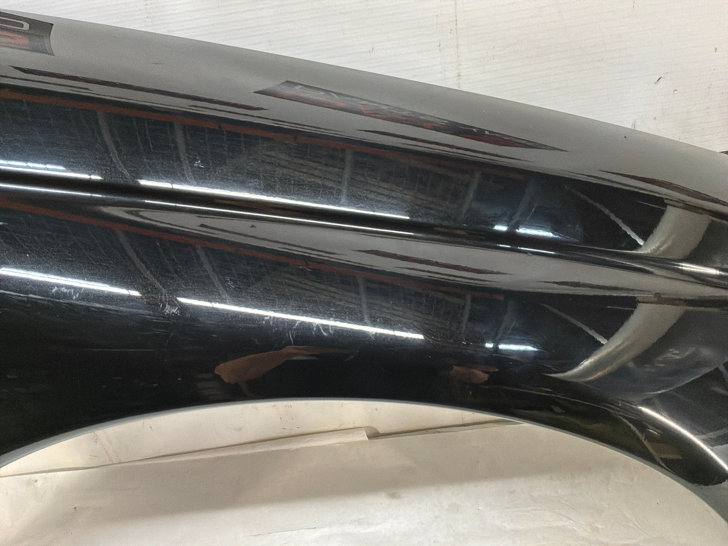 2004 Pontiac GTO RH Passenger Front Fender OEM
