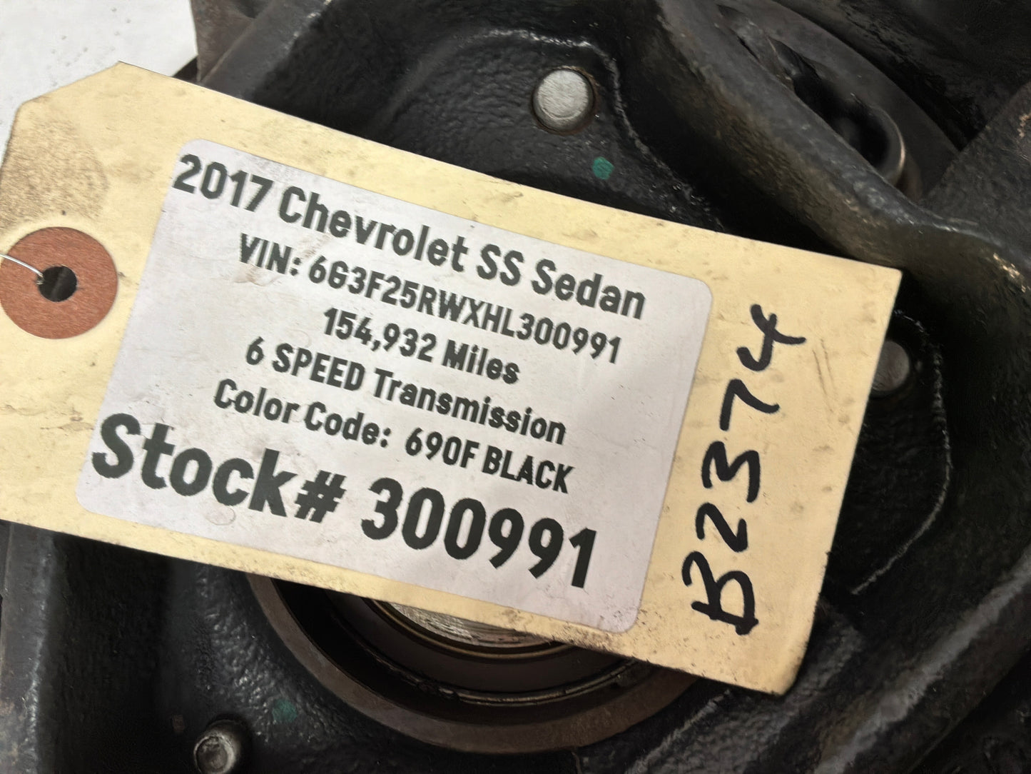 2017 Chevy SS Sedan RH Passenger Rear Suspension Spindle Hub Knuckle Wheel Bearing OEM