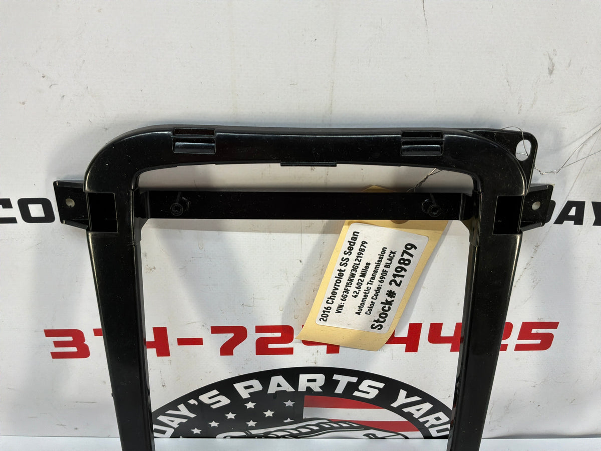 2016 Chevy SS Sedan Over Head Console Dome Light Frame Bracket Bezel OEM