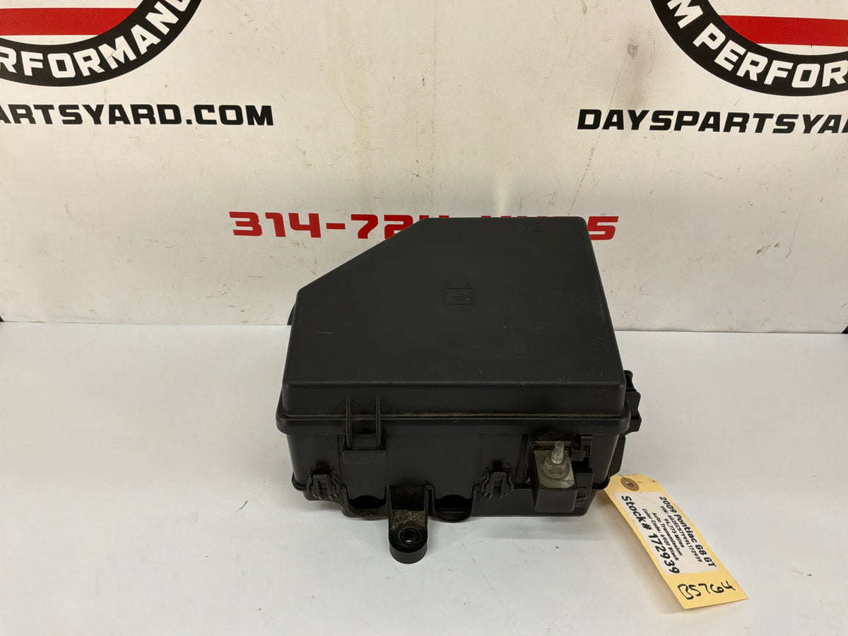 2009 Pontiac G8 GT Fuse Box w/ Lid Cover OEM - Day's Parts Yard