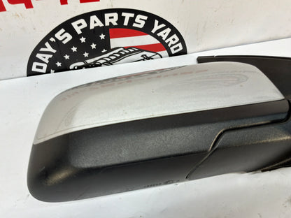 2017 Chevy SS Sedan RH Passenger Exterior Out Side Mirror Silver OEM