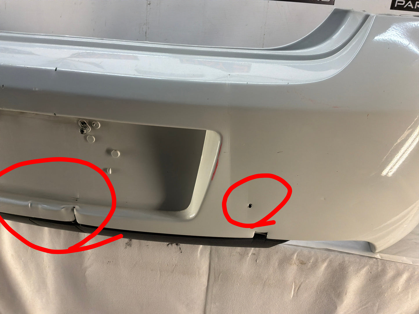 Rear bumper - Day's Parts Yard