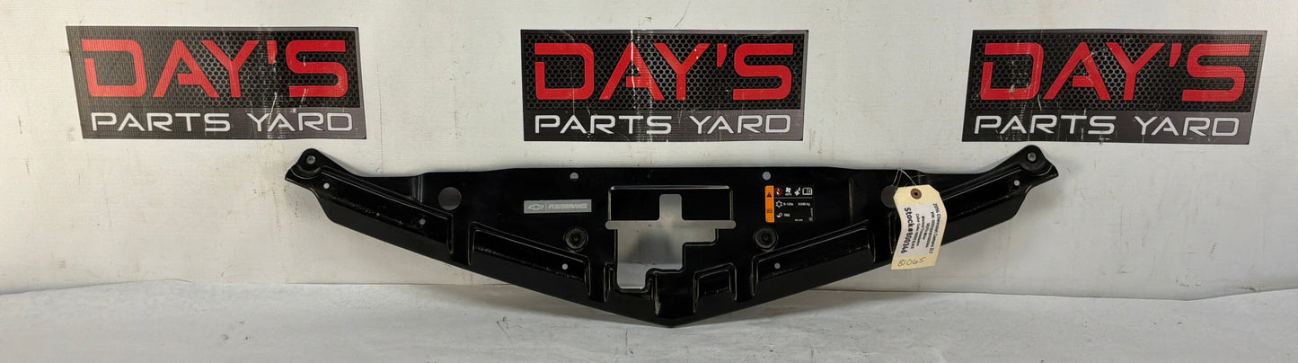 2014 Chevy Camaro ZL1 Front Bumper Fascia Upper Support Bracket Brace OEM