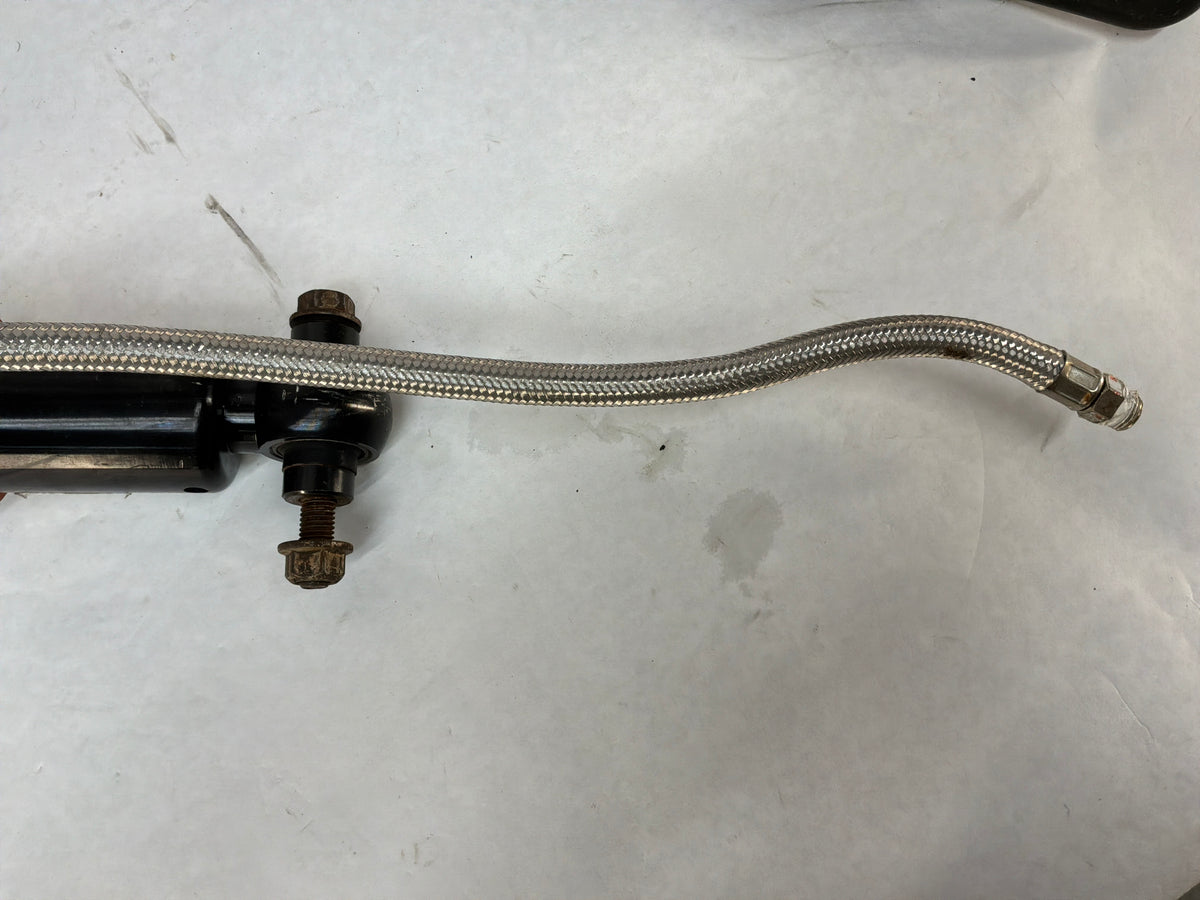 2016 Chevy Caprice PPV RH & LH Rear Airmext Air Suspension Ride Struts Aftermarket