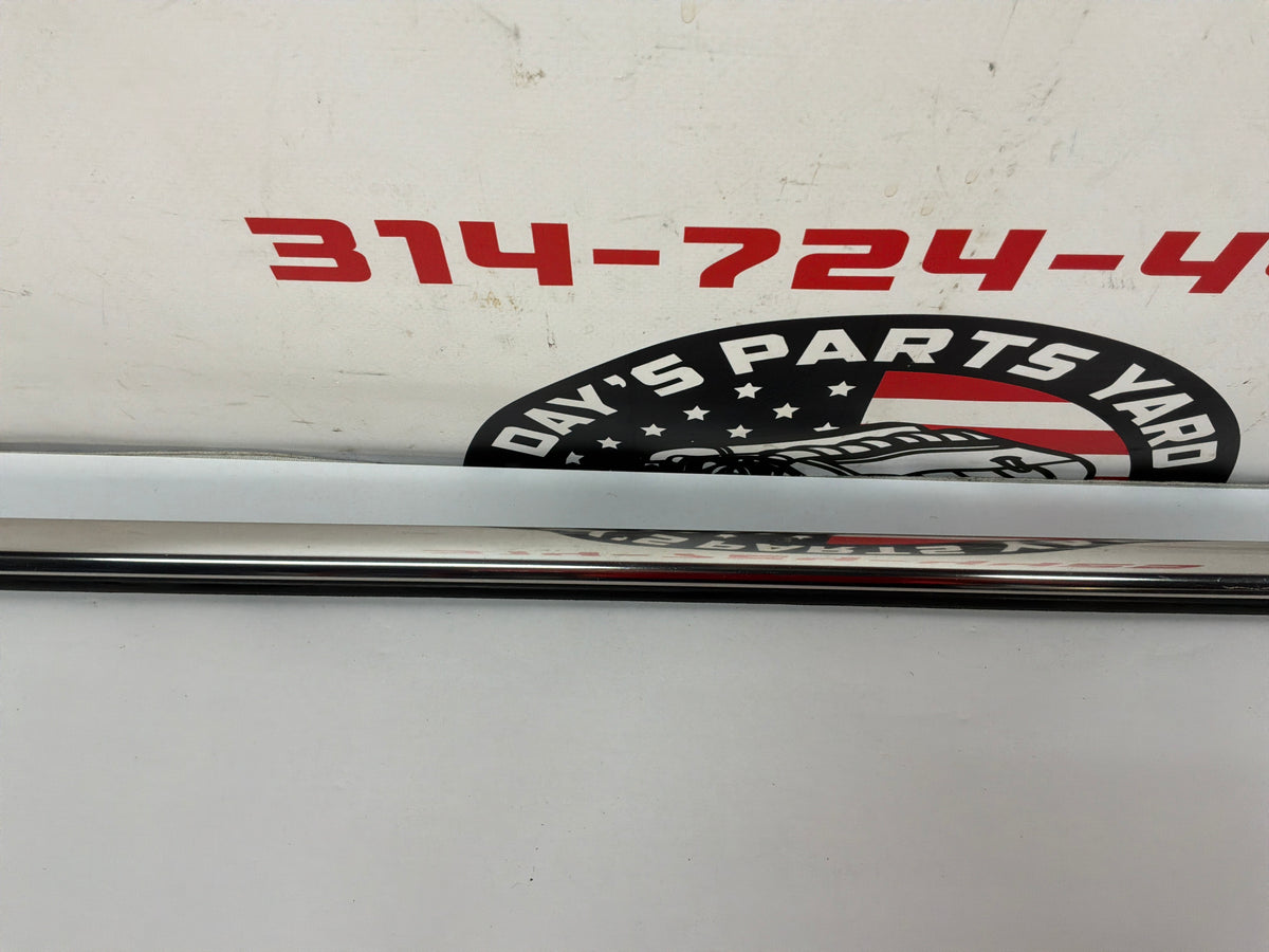 2016 Chevy SS Sedan RH Passenger Front Window Door Belt Reveal Molding Trim OEM