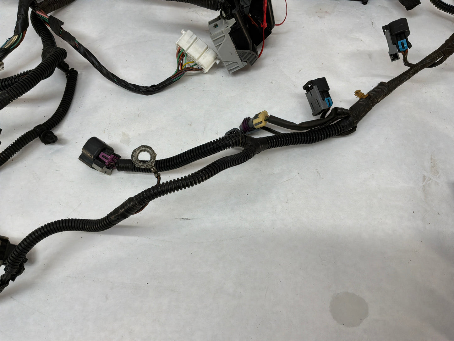 2005 Pontiac GTO Engine Motor Automatic Transmission Wire Wiring Harness OEM