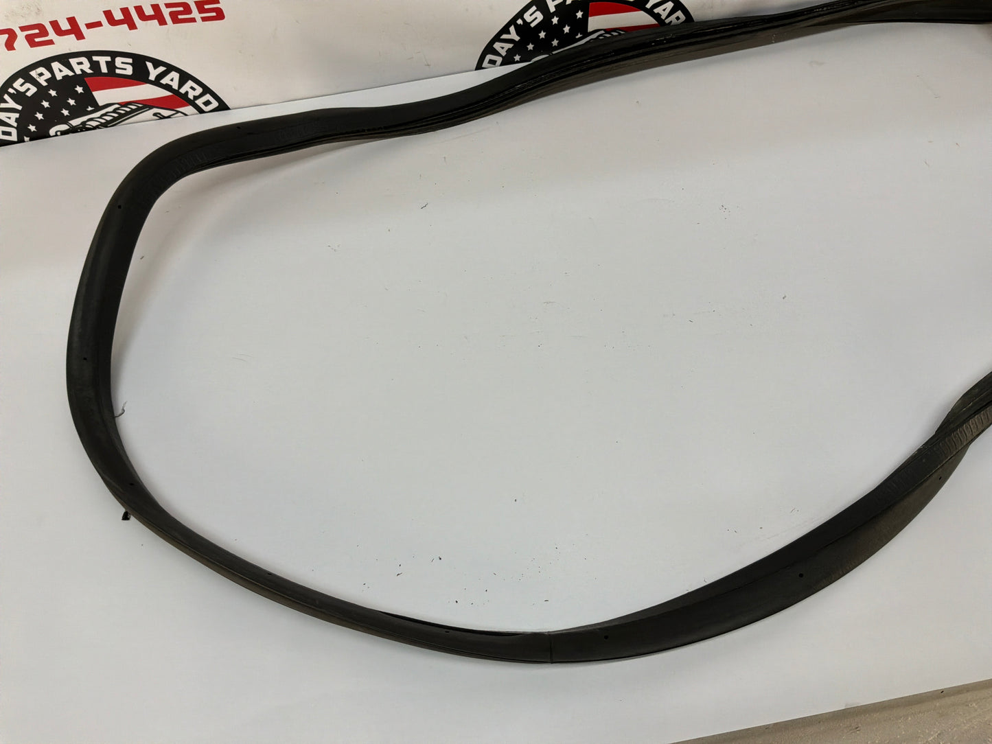 2006 Cadillac CTS-V Trunk Deck Lid Weather Strip Rubber Seal OEM