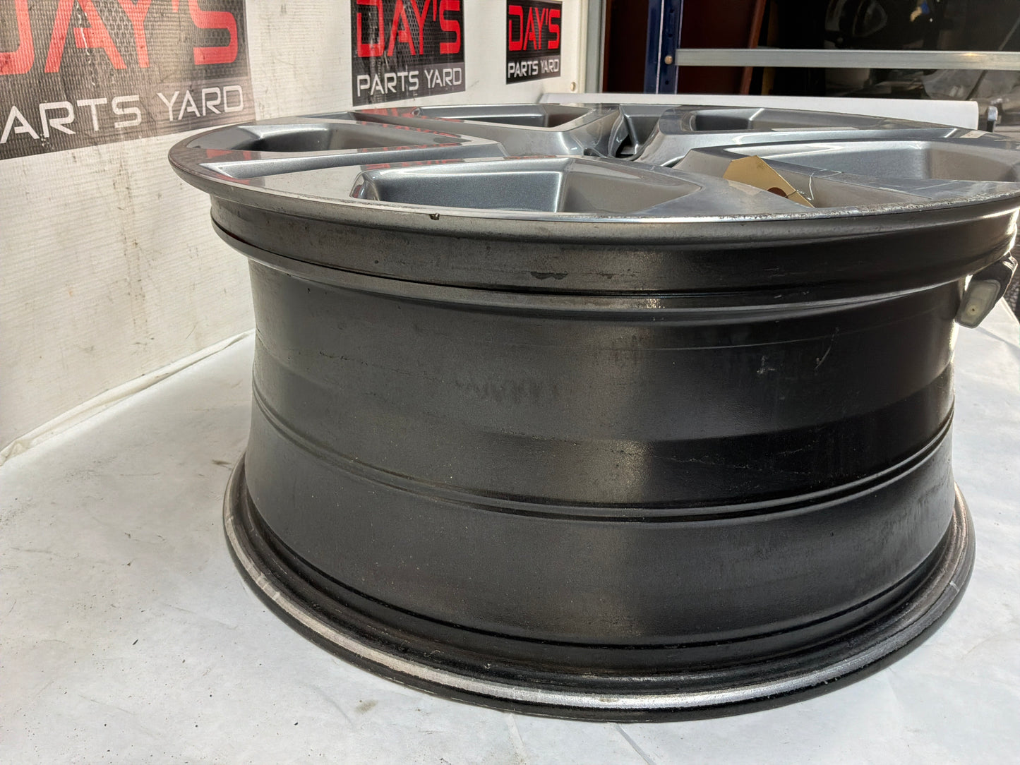 2017 Chevy SS Sedan Factory OEM Front Wheel 19x8.5 OEM